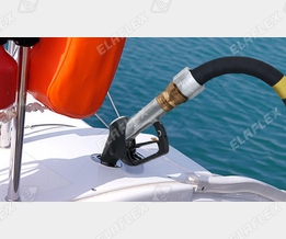 Boat refuelling
